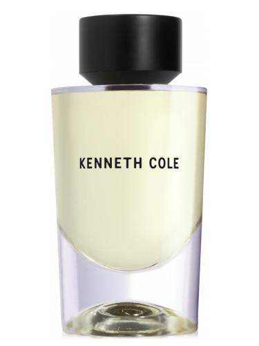 Kenneth Cole For Her Eau De Parfum SprayWomen's FragranceKENNETH COLESize: 1.7 oz